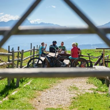 authentic-biking-image-1