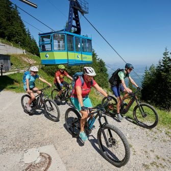green-waters-panorama-biking-tour-thumb